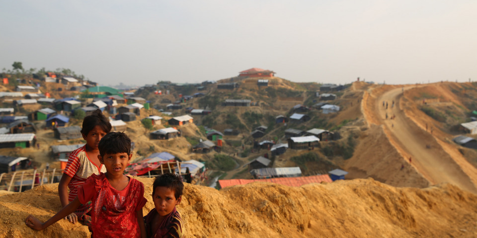 住在孟加拉難民營中的羅興亞兒童生活環境非常嚴峻。©Mohammad Ghannam/MSF