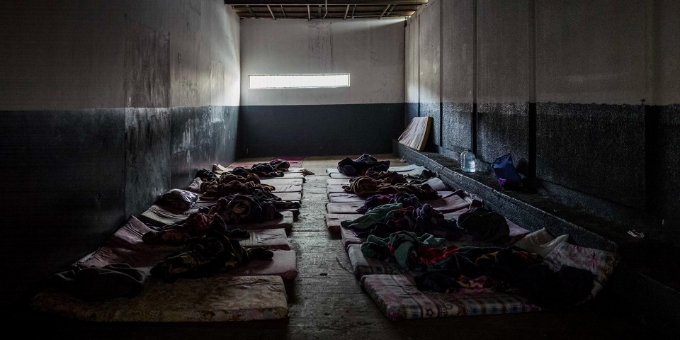 圖為拘留中心內的隔離區。懷疑感染愛滋病病毒、結核病,和其他傳染病的被拘留者會被隔離於這個區域。© Guillaume Binet/Myop 圖為拘留中心內的隔離區。懷疑感染愛滋病病毒、結核病,和其他傳染病的被拘留者會被隔離於這個區域。© Guillaume Binet/Myop