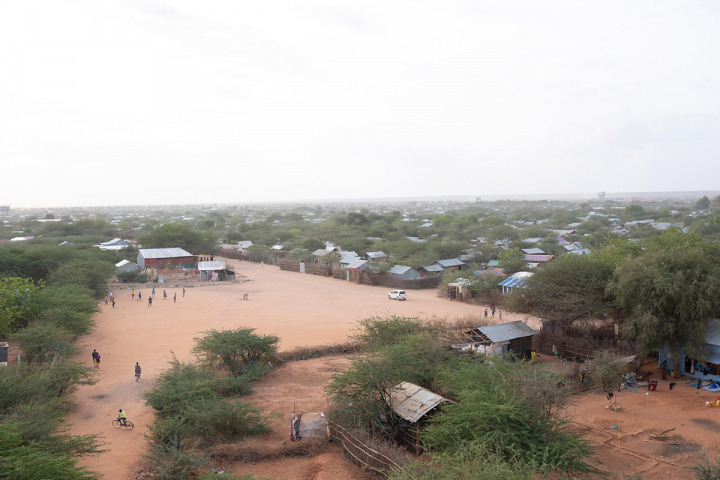2021年6月，達加哈雷營地一景。此難民營自1990年就存在於肯亞境內。©Lindokhule Sobekwa / Magnum Photos for MSF