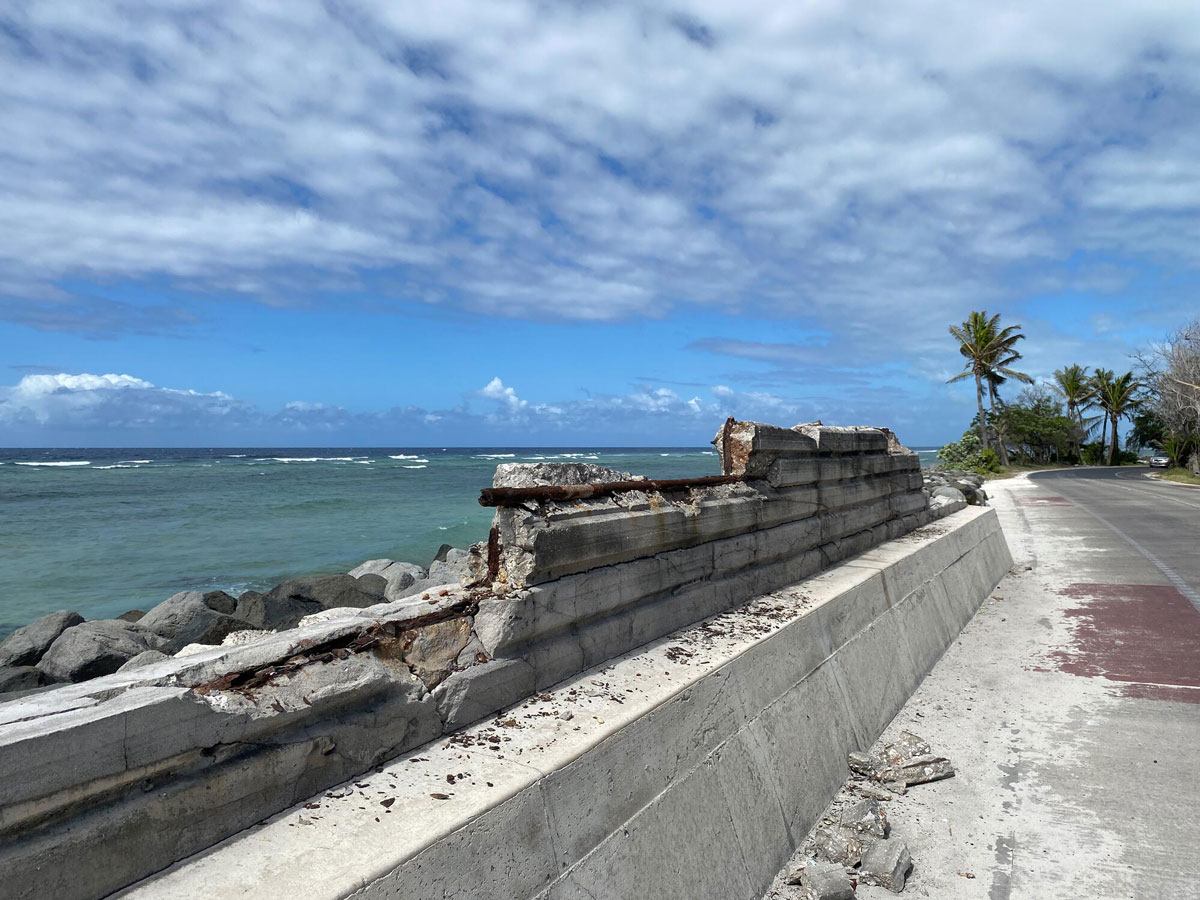 MSB156398_kiribati-broken-seawall.jpg