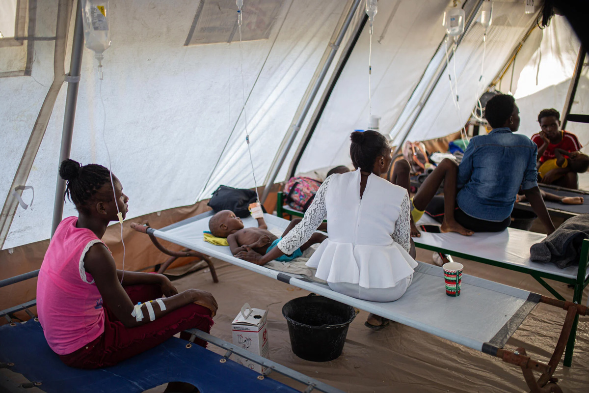 haiti-cholera-mothers.jpg