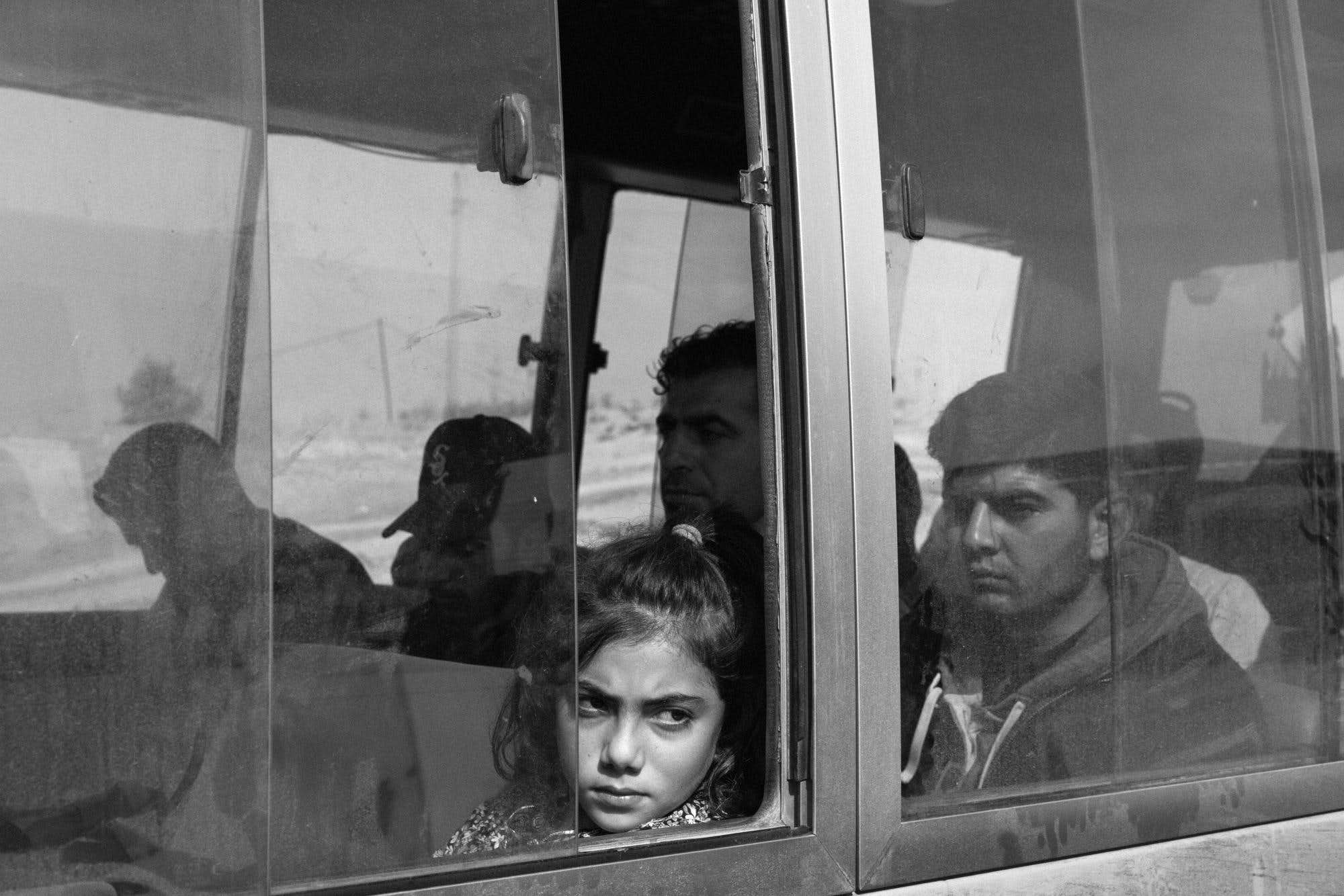 year-2019-11-iraq-displaced-bus.jpg